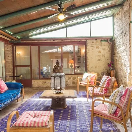 Villa Pace *